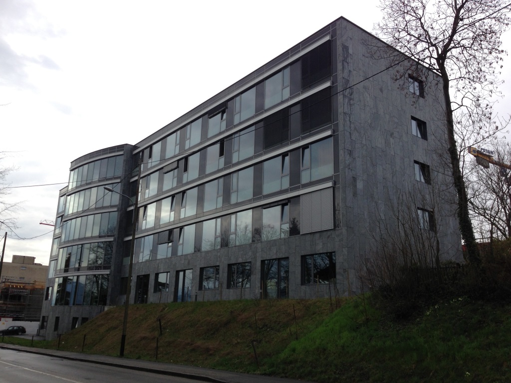 Versoix Centre-Ville, Papeterie, La Scie